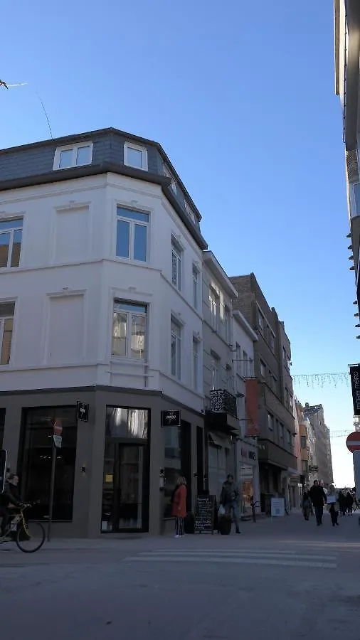 The Rooftop - A Trendy New Apartment With Airconditioning, Large Terrace & Free Parking Ostend