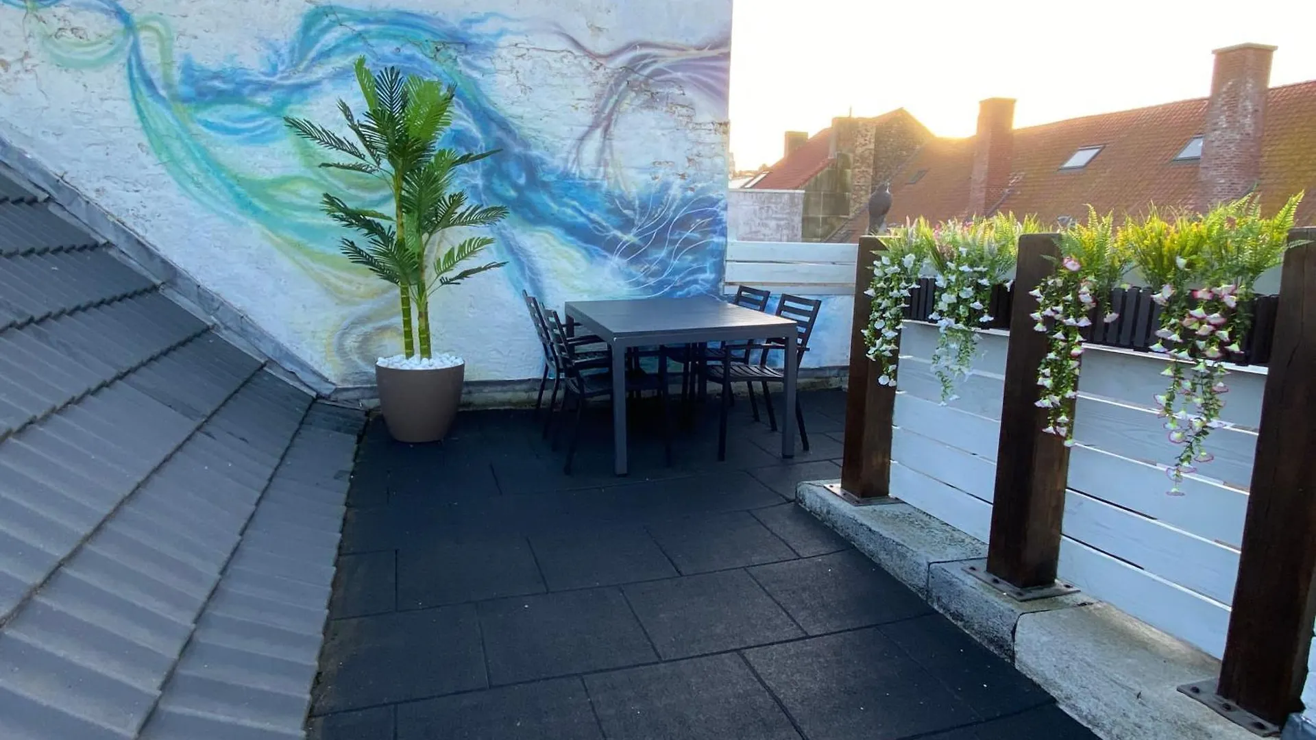 The Rooftop - A Trendy New Apartment With Airconditioning, Large Terrace & Free Parking Ostend